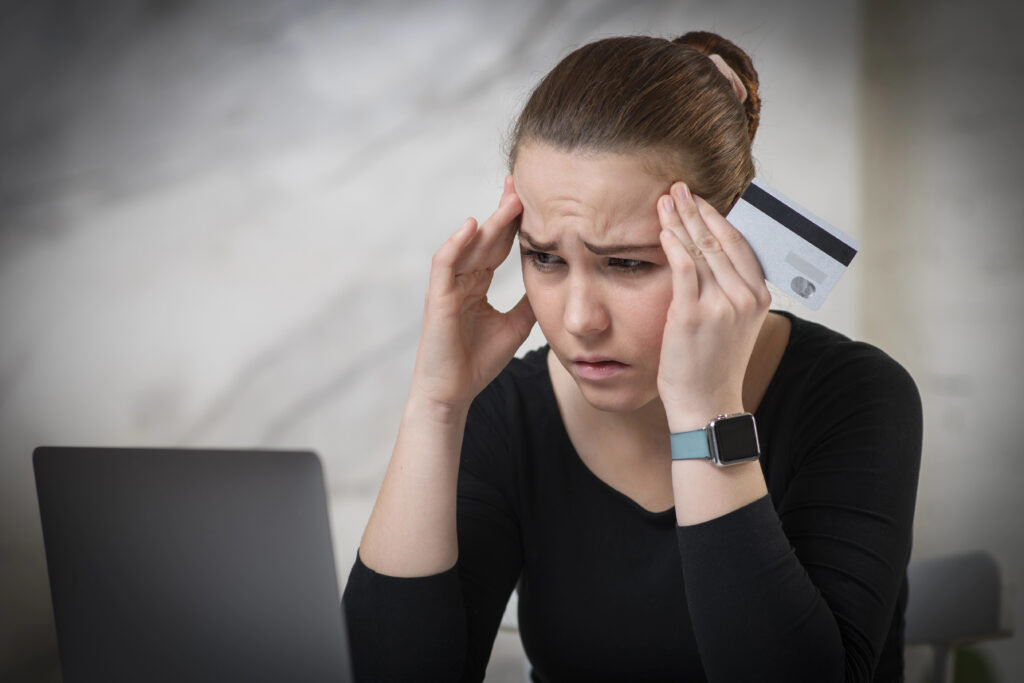 10 Biggest Scams People Are Falling for Today (and How to Avoid Them)